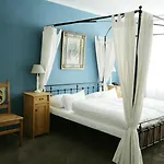Boutiquehotel Amadeus Hotell 4*