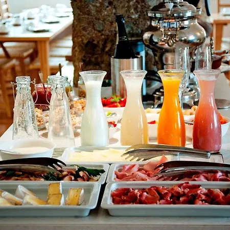 Boutiquehotel Amadeus מלון