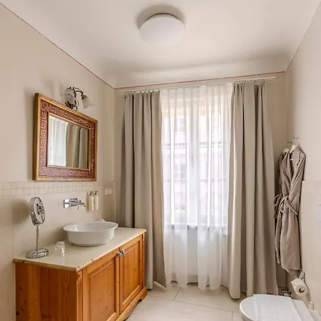 Hotel Altstadthotel Amadeus 4*