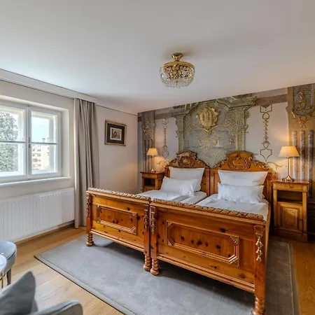 Boutiquehotel Amadeus Hotel 4*