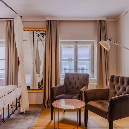 Boutiquehotel Amadeus 4*