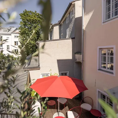 Boutiquehotel Amadeus Hotel 4*